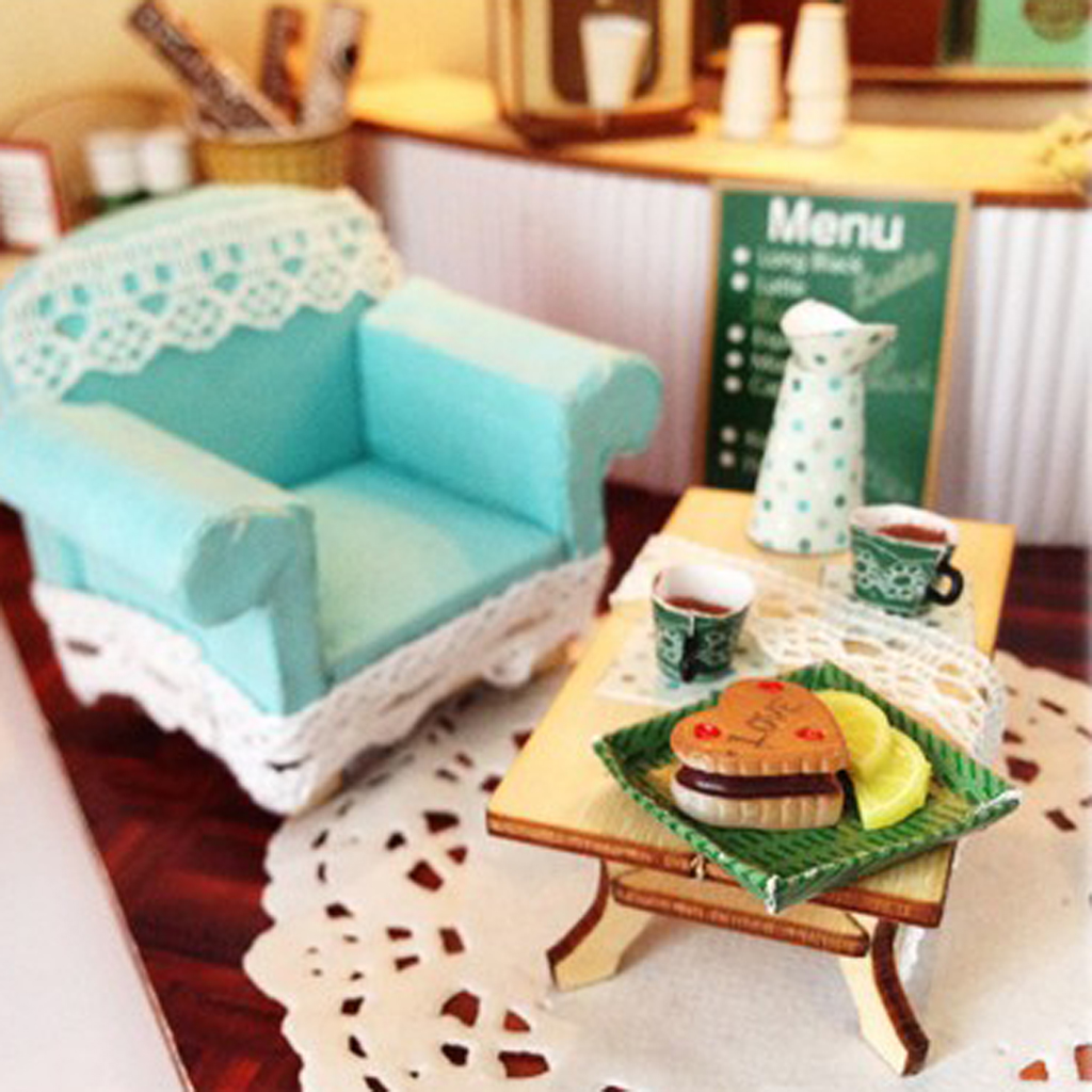 Miniatur 1:24 DIY Dollhouse Möbel 3D hölzerne romantische Coffee Shop 