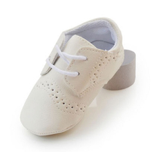Baby shoes Antiskid Toddlers Shoes Newborn Infant Small leather shoes white Leather First Walkers