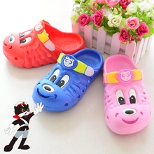 Hot sale 2015 Summer Children beach shoes pantufa mules and clogs kids eva hole boys girls