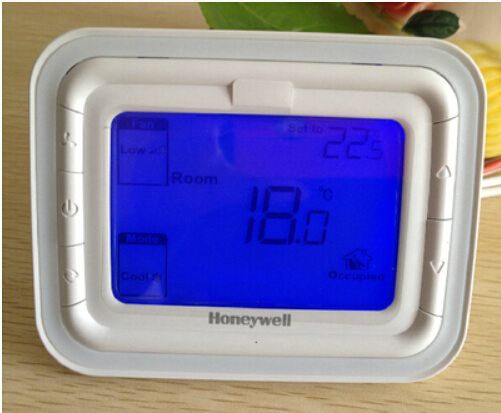 Which HVAC systems work with a Honeywell digital thermostat?