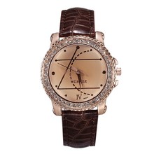2016 New Rhinestones Watches Women Luxury Brand Womage Fahsion and Casual Ladies Watch Analog Leather Strap