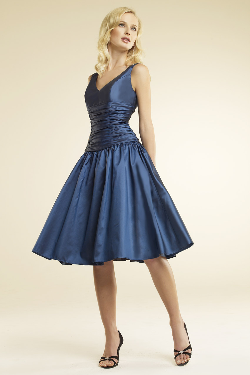 Short Blue Taffeta Outsize Dresses 101