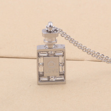 New Designer Brand Luxury Fashion Elegant Jewelry 316L Stainless Steel Austrian Crystal Perfume Bottle Necklace