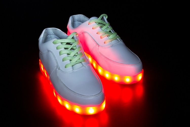 zapatos led