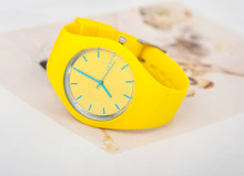 2015 Fashion sports brand Wrist Watch Women Soft Jelly Rubber Women Leather Strap Bracelet Quartz Wristwatches