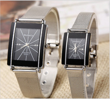 2015 HOT New personalidades de la correa de malla un par de horas analógico completo caja de acero boxy hombres reloj de cuarzo reloj de reloj del amante