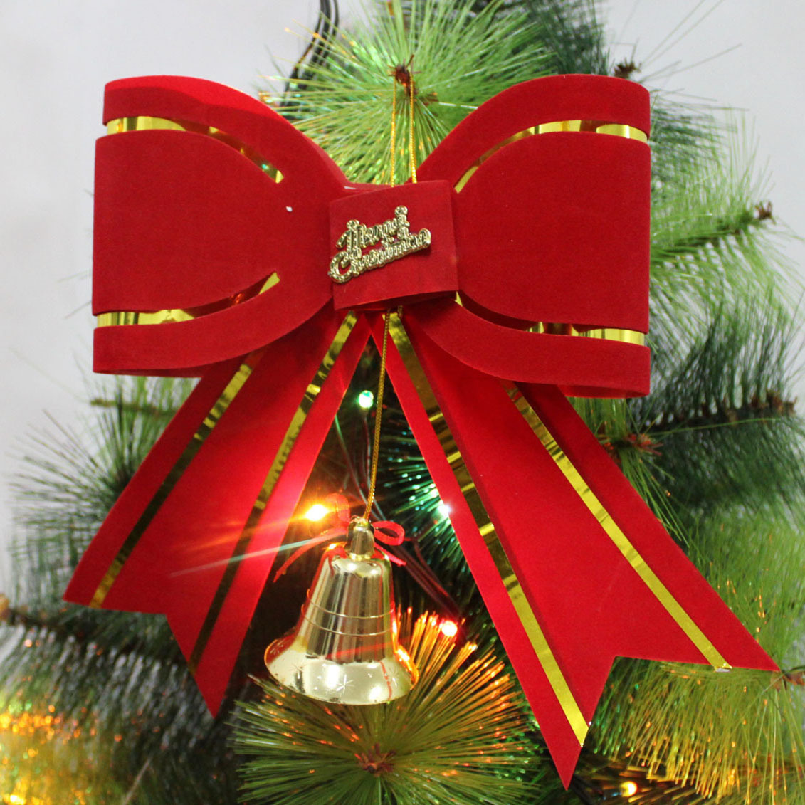 big christmas tree bows images big christmas tree bows images