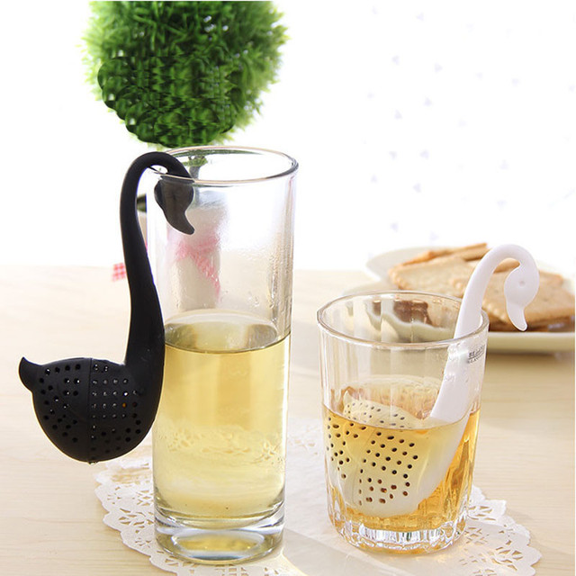 1 Шт. Белый Черный Новинка Чай Infuser Лебединое Pattern Свободные Ситечко Для чая Травы Специи Фильтр Диффузор Чай инструменты herbata filtr и EY11