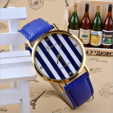Nuevo 2014 de la alta calidad de cuero correa de reloj de cuarzo LOGO 100% mujeres vestido reloj mujeres reloj de cuarzo relojes Casual