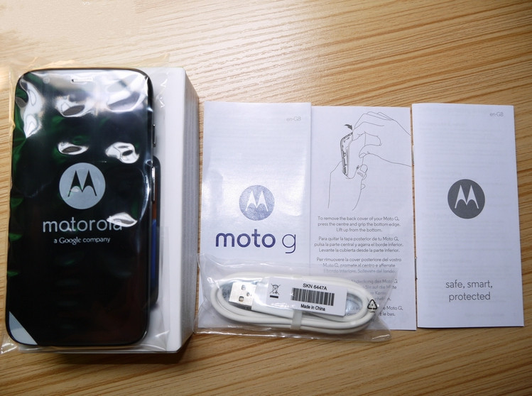 Original Unlocked Motorola Moto G XT1032 Mobile Phone Quad core GPS 3G 5MP 16GB ROM 4