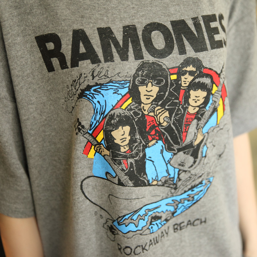 2015      Ramones         