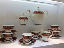 famous brand bone china coffee set tea set ceramic coffee cup and saucer suit teapot tea cup set afternoon tea set