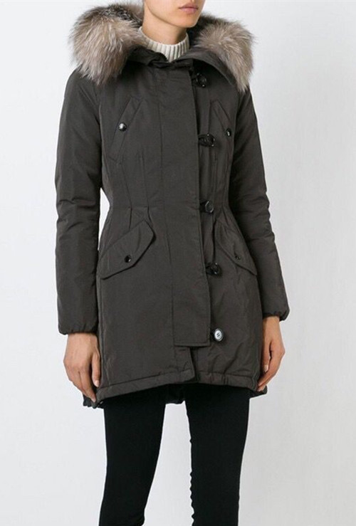 The new Europe Foreign Trade In Winter 2016 Raccoon Fur Cap Ms Long Down Coat Of