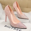 Fashion Women s Pumps Sexy Rhinestone Wedding Shoes New Arrival Women Shoes Sapatos Femininos Sexy Red