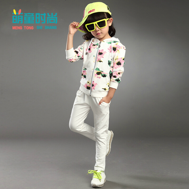 http://g01.a.alicdn.com/kf/HTB13kvgHVXXXXXaXXXXq6xXFXXXC/New-Arrival-Fashion-2015-Spring-Clothing-Sets-Female-Child-Autumn-Casual-Cotton-Long-Sleeve-Baseball-Sports.jpg