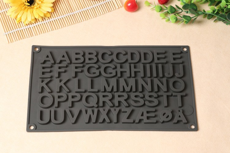 2092238488_438852886