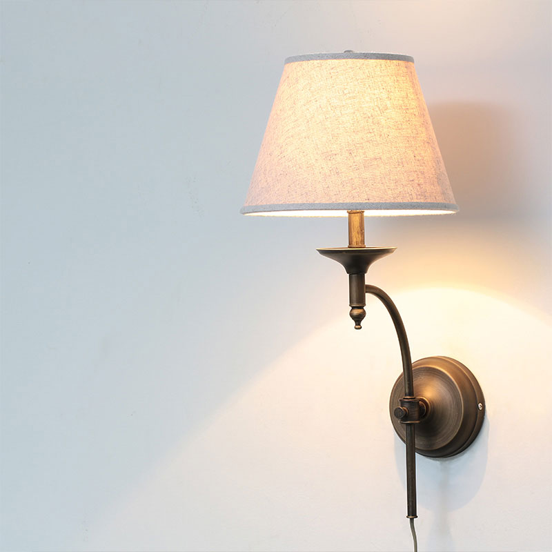 Фотография Lighting american wrought iron wall lamp bronze new classical wiredrawing the bedroom wall lamp