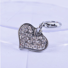 Rhinestone Heart Shaped Dog Accessories Pendent Collar Charm Pet Dog Grooming Products For Animals