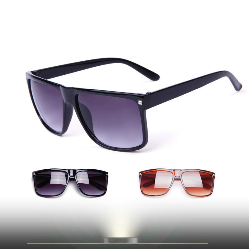 Men s Sunglasses 2015 Hot Oculos Vintage Rivet Sun glasses Women Brand Designer Sports Coating Eyewear