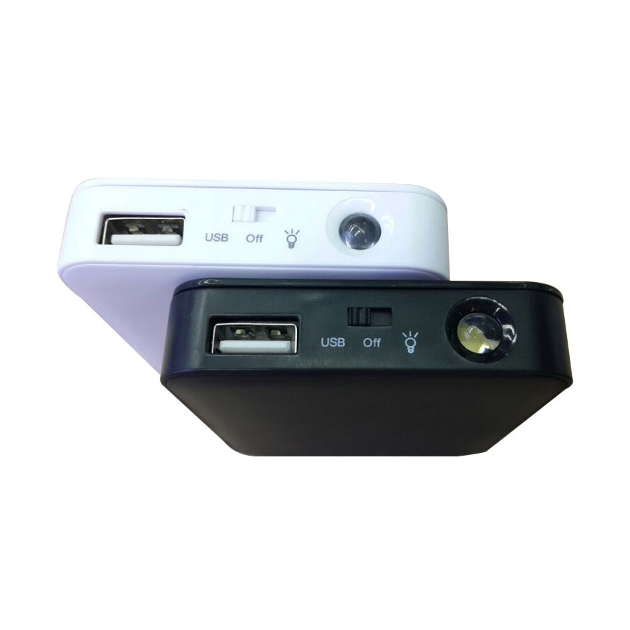  !  Powerbank 4X AA   USB            