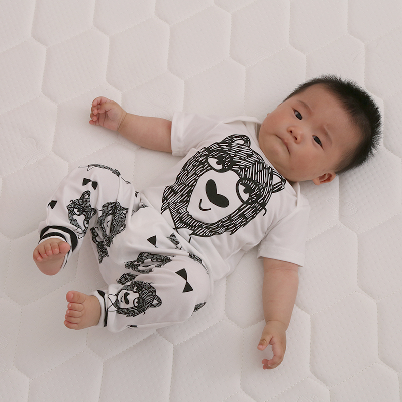 bon bébé is on zulily tomorrow through 10/21. At The Forefront of Fashion