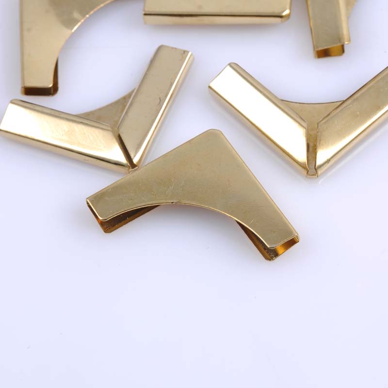 Description Picture 4 of item10Pcs Golden and Silver Metal Book Corner Trilateral Albums Menus Folders Box Corner Protectors For Decor 28x28x3mm CP1498