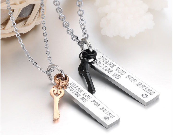 "Thank you for being beside me" Lovers Heart-Shaped Keys Couple Necklace
