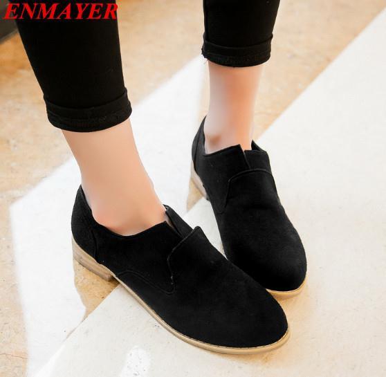 closed toe flat shoes