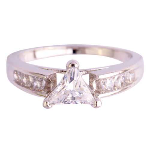 cut ring triangle wedding