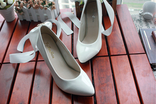 woman high heels bridesmaid shoes white wedding shoes bridal shoes butterfly cul de lampe women