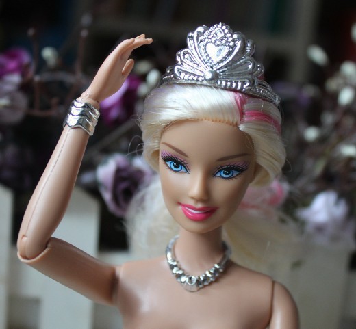 Free Shipping Doll Accessories Jewellery For 1/6 Dolls Silver Crown+Bracelets+Necklace 4pcs/pack Girsl Gift Factory Wholesale