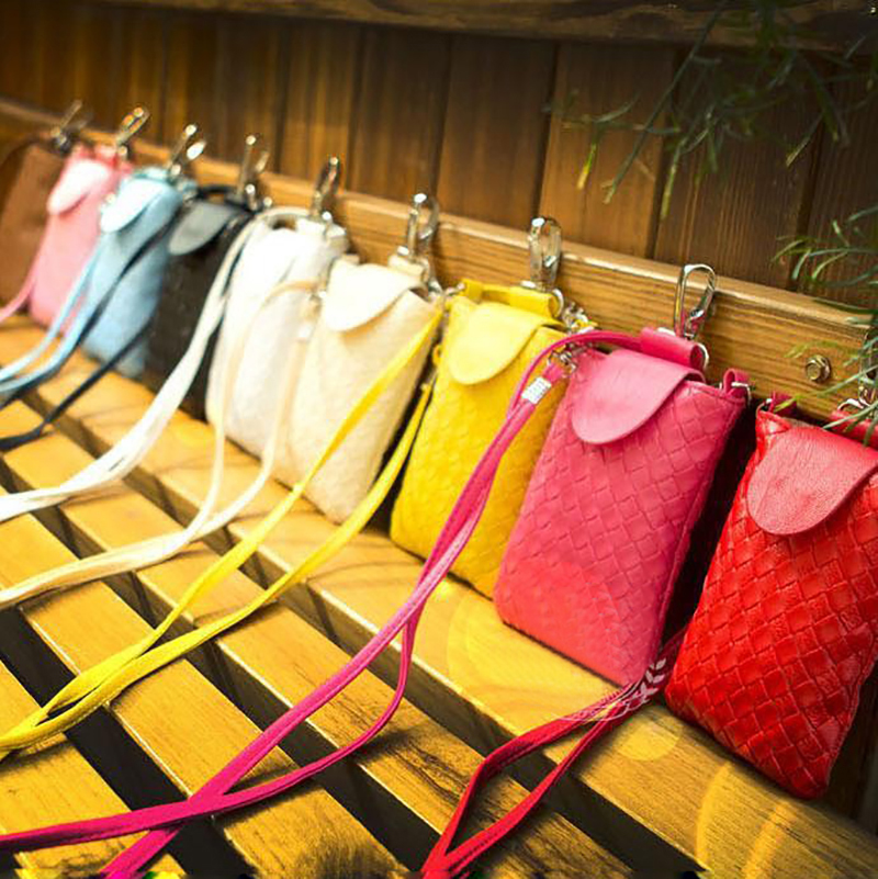 Min 2015 fashion knit accessories new latest model design pu leather women portrait hot sale mobile