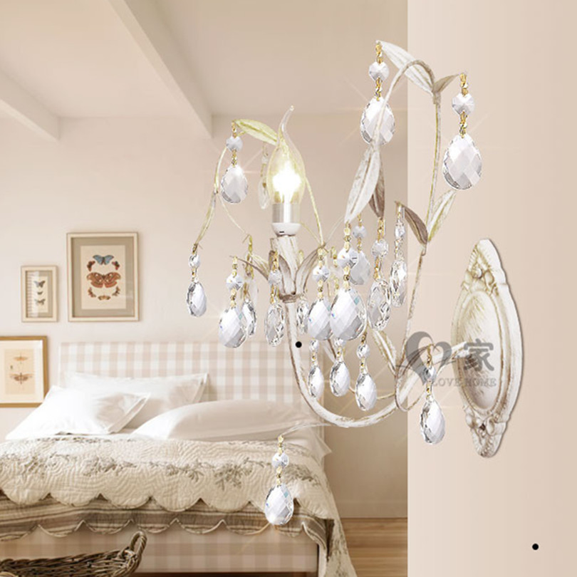 Фотография 2015 Art Deco European Pastoral Iron Leaf Wall Lamp French Simple Romantic Crystal Wall Lamp