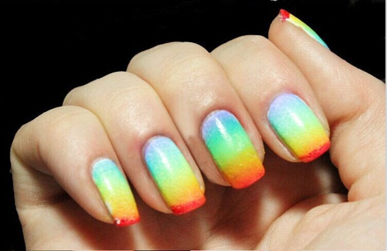 Sponge Technique Nailcentric Get Ready For The Biggest Event Of Summer Steps To Create This Nail Art Design A Small Makeup Sponge