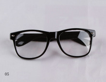 Wholesale New Arrival 9 Colors Retro Frame Trendy Glasses With No Prescription Lenses HG 0062