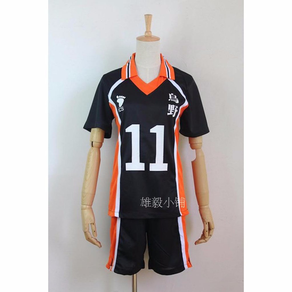 Haikyuu ! Volleyball Uniform Jersey Kurzarm T-Shirt und Shorts 2 Stück Set Trainingsanzug Karasuno High School Volleyball Club Hinata Shouyou Cosplay