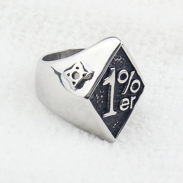 Outlaw wedding rings