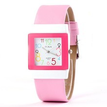 Nueva moda 2015 de cuarzo de pulsera de cuero lindos dulces de colores reloj Digital de regalo para niños niños niños estudiantes mujeres viste el reloj