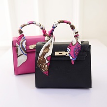 New Women Messenger Bags Ladies Ribbons Tote Small Shoulder Bag Woman Brand Handbags Leather Bag with Scarf Lock Designer Bolsas