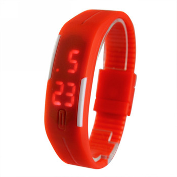 Новый спортивный браслет из светодиодов 2015 спортивные часы мода цифровые часы дата время мужчины наручные часы водонепроницаемые красочный резинкой