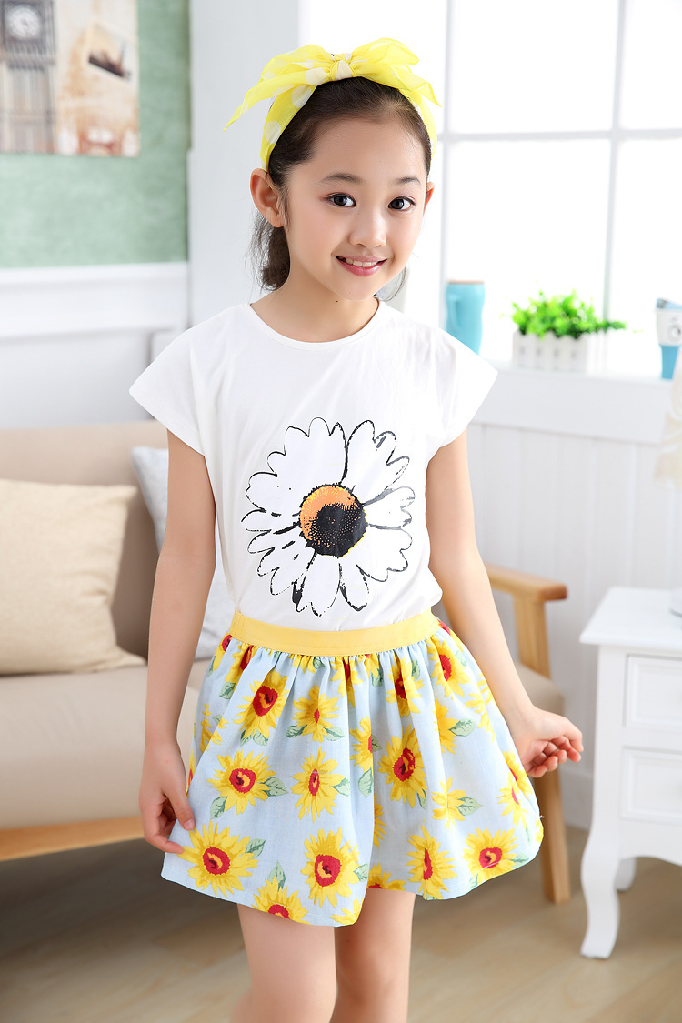 http://g01.a.alicdn.com/kf/HTB1B.jaIFXXXXXnXXXXq6xXFXXXq/2015-Summer-New-Arrival-Fashion-Girl-Cotton-Sun-Flower-Blouse-Bodycon-Skirts-Sweet-School-Casual-Floral.jpg