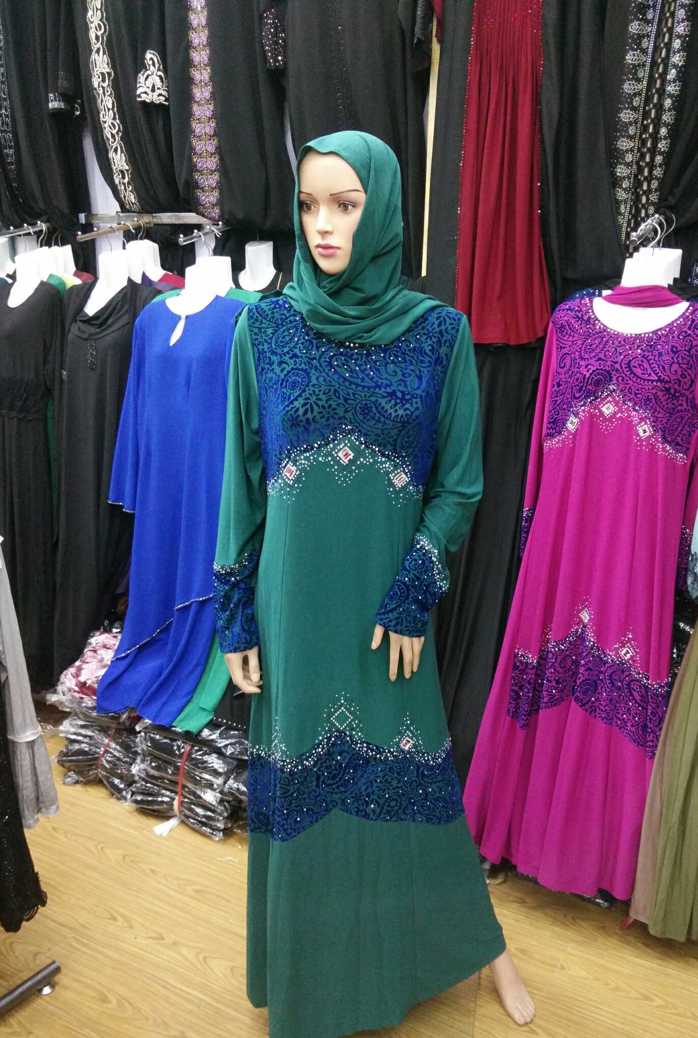 мусульманская одежда в москве