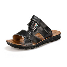 2016 Korean Version The New Summer Men’s Leather Sandals Flat Sandals Breathable Casual Wave Shoes High Quality Sandals Men