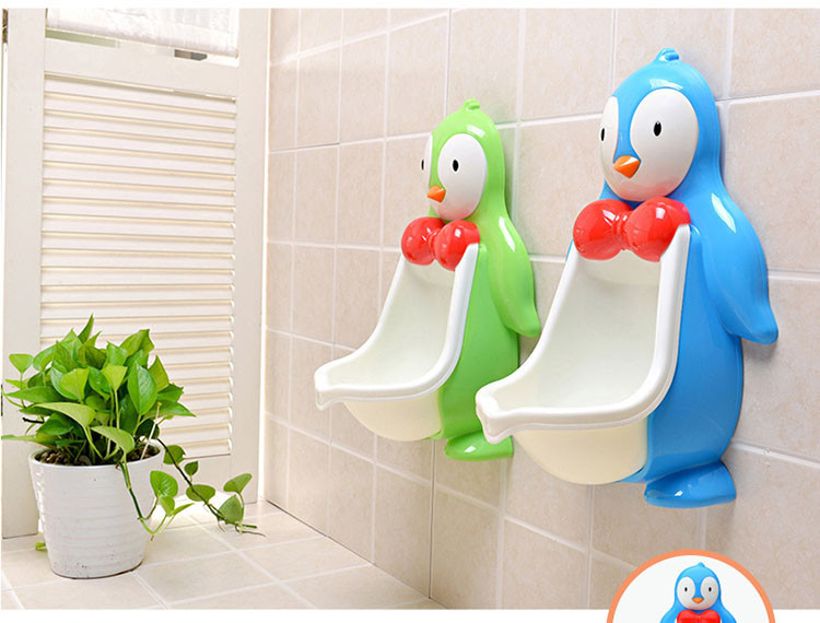 High quality Large cartoon penguin baby potty wall-hung kids toilet portable potty training toilet boys pee trainer child urinal (8)