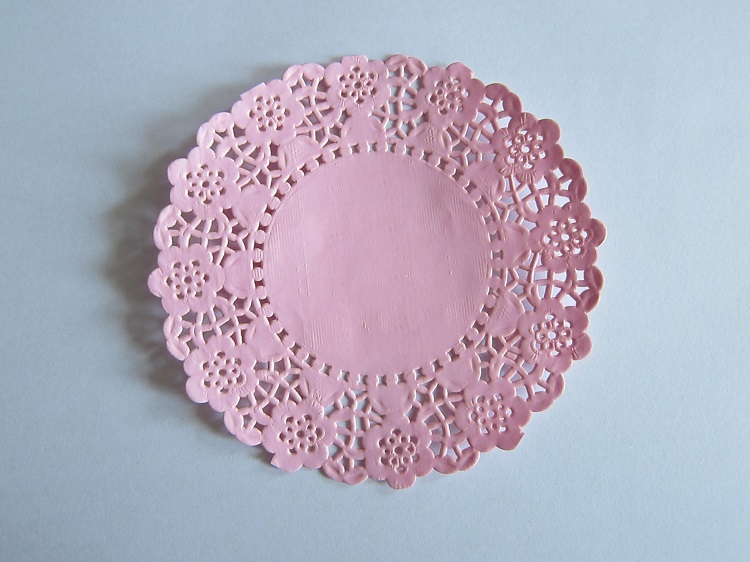 4.5" round pink doilies paper lace paper doilies placemats wedding