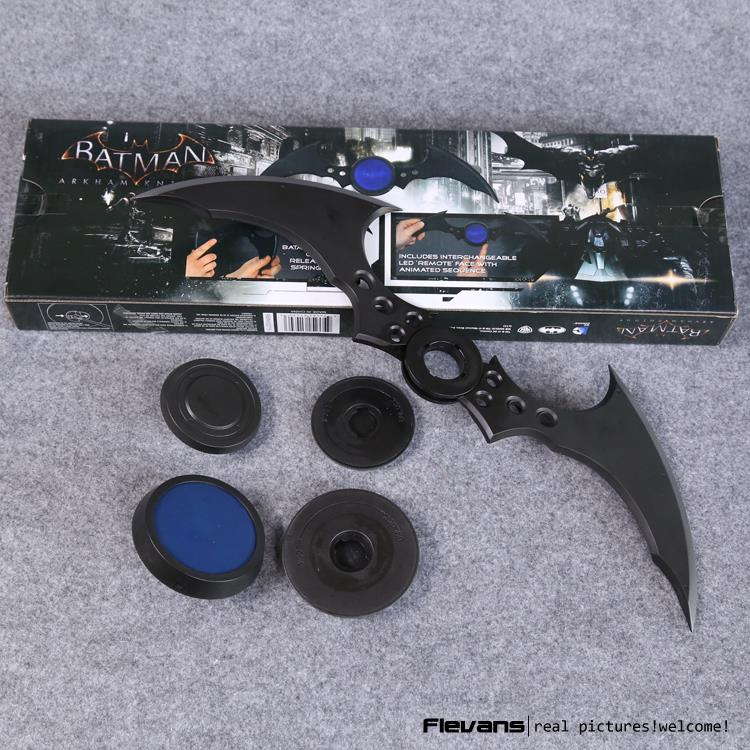 batman boomerang toy