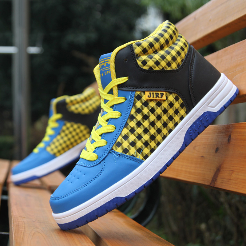 trendy plus size shoes