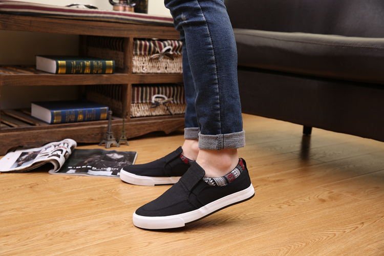 2015 spring and autumn New England men s casual shoes low to help canvas shoes factory