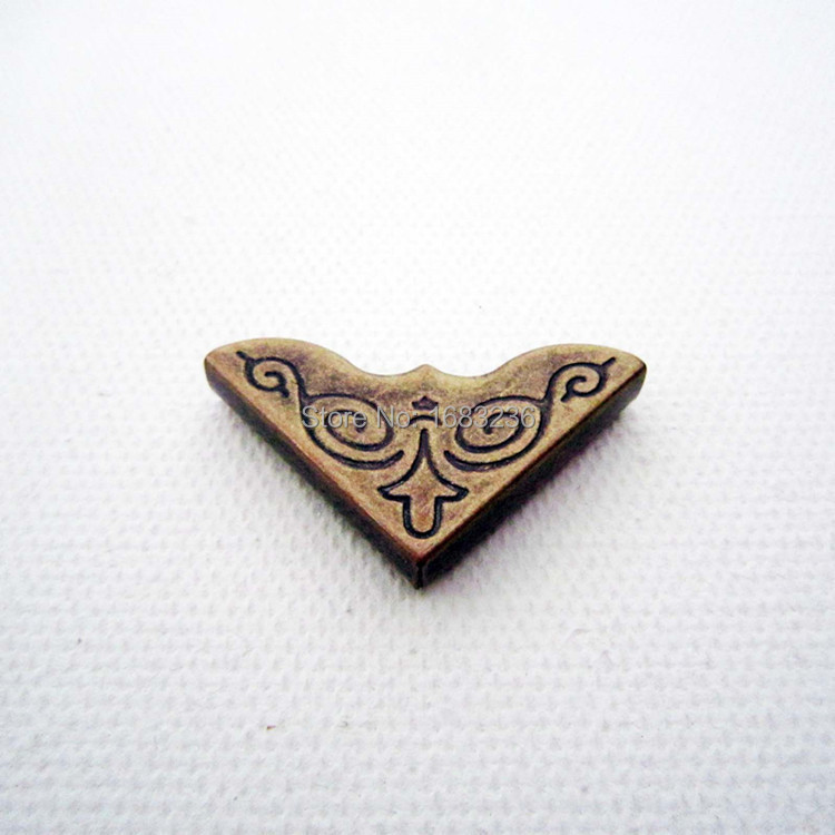 Угловые скобы 24 X 25X25X4mm