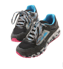 Free shipping The new 2015 female outdoor climbing shoes walking shoes 369